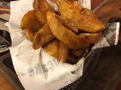 -I HOLIC艾豪丽披萨(KKone店)