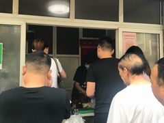 -老鼓楼麻辣烫夹馍