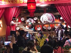 -老滇山寨•云南特色菜•地方菜•民族风情歌舞表演(金碧店)