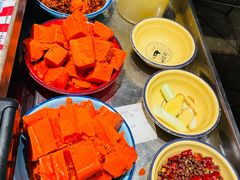 重庆原始红油现炒锅底-王歘歘·chuǎ火锅(五道营店)
