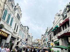 -海口骑楼小吃街