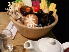 -湊湊火锅·茶憩(上海合生汇店)