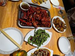-嗨辣小聚·盘锦河蟹·海鲜烧烤龙虾(盘锦十年好店)