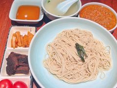 -裕兴记•蟹黄面馆(人民广场店)