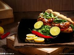 -必胜客(漕宝路店)