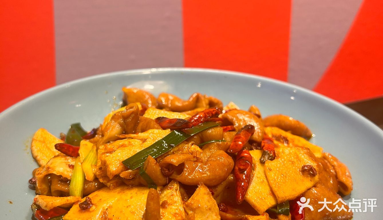 魔都上海的肥肠美食天花板——江湖二十八度