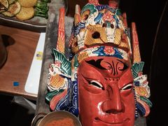 -包整·丝娃娃(一览甲秀楼风景店)