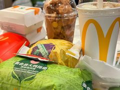 -麦当劳(展览路店)