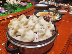 渔村三鲜包-小船渔村•大连菜•大连焖鱼(黄河路店)