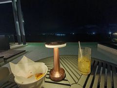 -瑰丽酒店·海吧·天际下午茶·现场DJ·天台酒吧