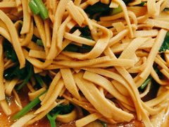 -八两八金·莱芜特色炒鸡(市南漳浦路店)