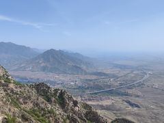 -鸡鸣山旅游风景区