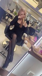-镁连社·美联社