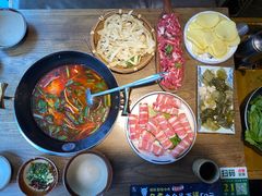 -贵厨酸汤牛肉(小十字店)