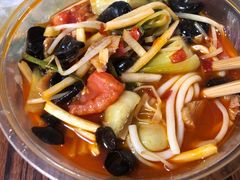 -红鼻子桂林米粉(金唐新光界店)