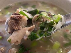 -何记羊汤馆(丽水佳源店)