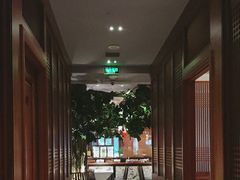 -八府香鸭·啫啫煲(华山路店)