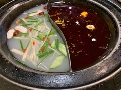 -唇辣号重庆老火锅(亦庄店)