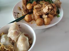-康乃馨保健中心(第十一分店)