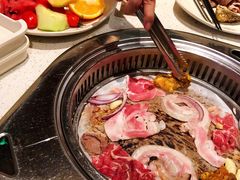 -佰烧海鲜烤肉火锅自助(世茂国际广场店)