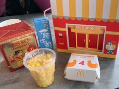 -麦当劳(展览路店)