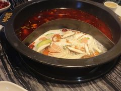 -老船舫·现做活鲜鱼馆(东郊记忆店)