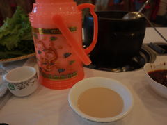 -鲁朗纳麦石锅鸡庄园