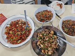 -笨罗卜浏阳菜馆(太平街店)