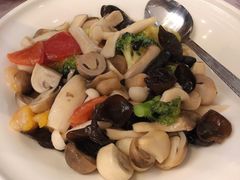 炒八珍菌-山外山菜馆(玉泉路店)