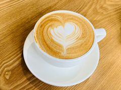 热拿铁-Pekaa啤咖食肆Coffee&Bistro