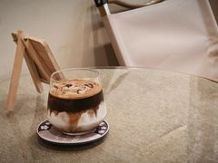 -C.Y Cafe
