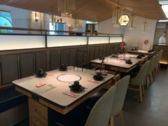 大堂-左庭右院鲜牛肉火锅(浦江欢乐颂店)