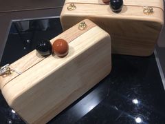 -URBAN REVIVO(七宝领展广场店)