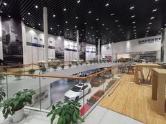 -杭州中沃沃尔沃4S店(滨江区店)