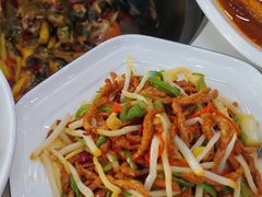 -丹水桥地锅鱼·翘嘴鲌·地方特色全鱼宴(丹江口大坝店)