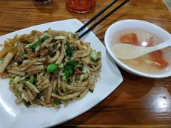 肉丝炒年糕-嵊州小吃(杭州东站店)