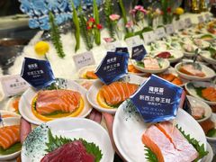 -雍容荟帝王蟹活龙虾展台自助(IFS黑金店)