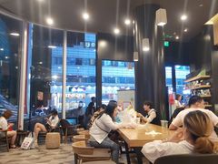 大堂-星巴克(南京鼓楼吾悦广场店)