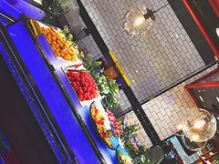 自助取餐区-钦瓦台时尚自助餐厅(银泰城店)