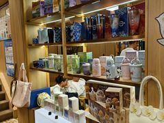 -霸王茶姬(南强街店)
