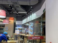 -魔都三兄弟酸辣粉·蘸卤炸串(虹桥万科店)