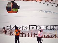 -中旅松花湖滑雪场