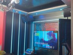 -路边边.炒菜烧烤.音乐餐厅(良乡长虹店)