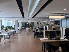 -上海宝信宝马4S店