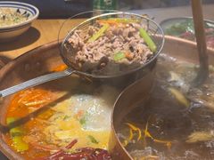 -洱火云南酸菜牛肉火锅(石景山当代商城店)