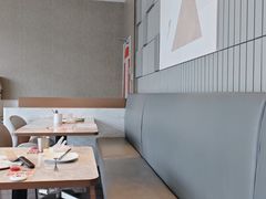 -必胜客(世纪港湾店)