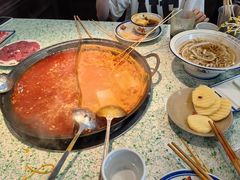 -鸿姐老火锅(疁城新天地店)