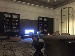 -瑰丽酒店·海吧·天际下午茶·现场DJ·天台酒吧