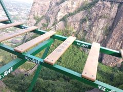 -玻璃桥景区石牛寨