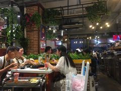 大堂-钢管厂歆瑞源油卤串串香(春熙路太古里店)